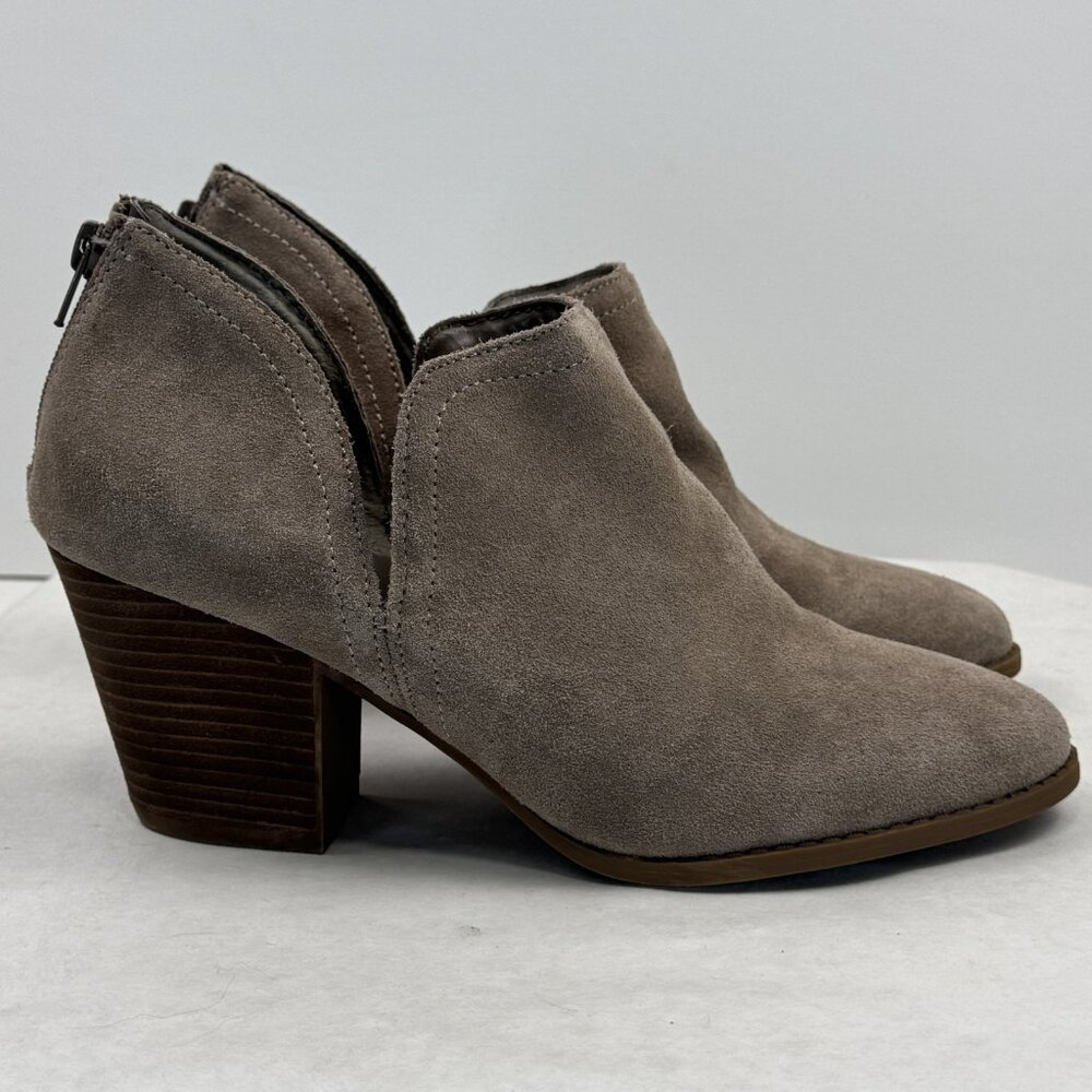 Fergie Carmin Womens Size 11M Tan Suede Leather Ankle Boots Zip Back Heel Shoes